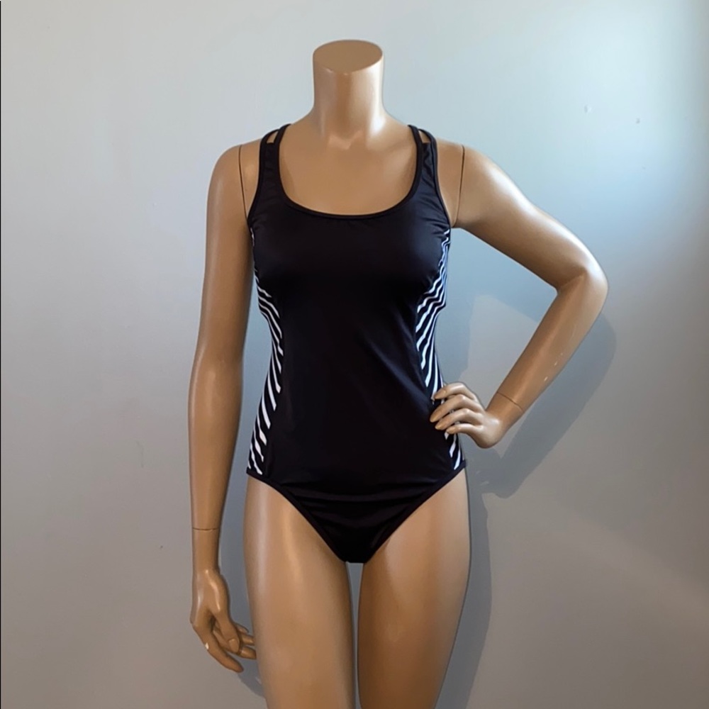 NWT Tommy Bahama Active Plunge Tank One Piece